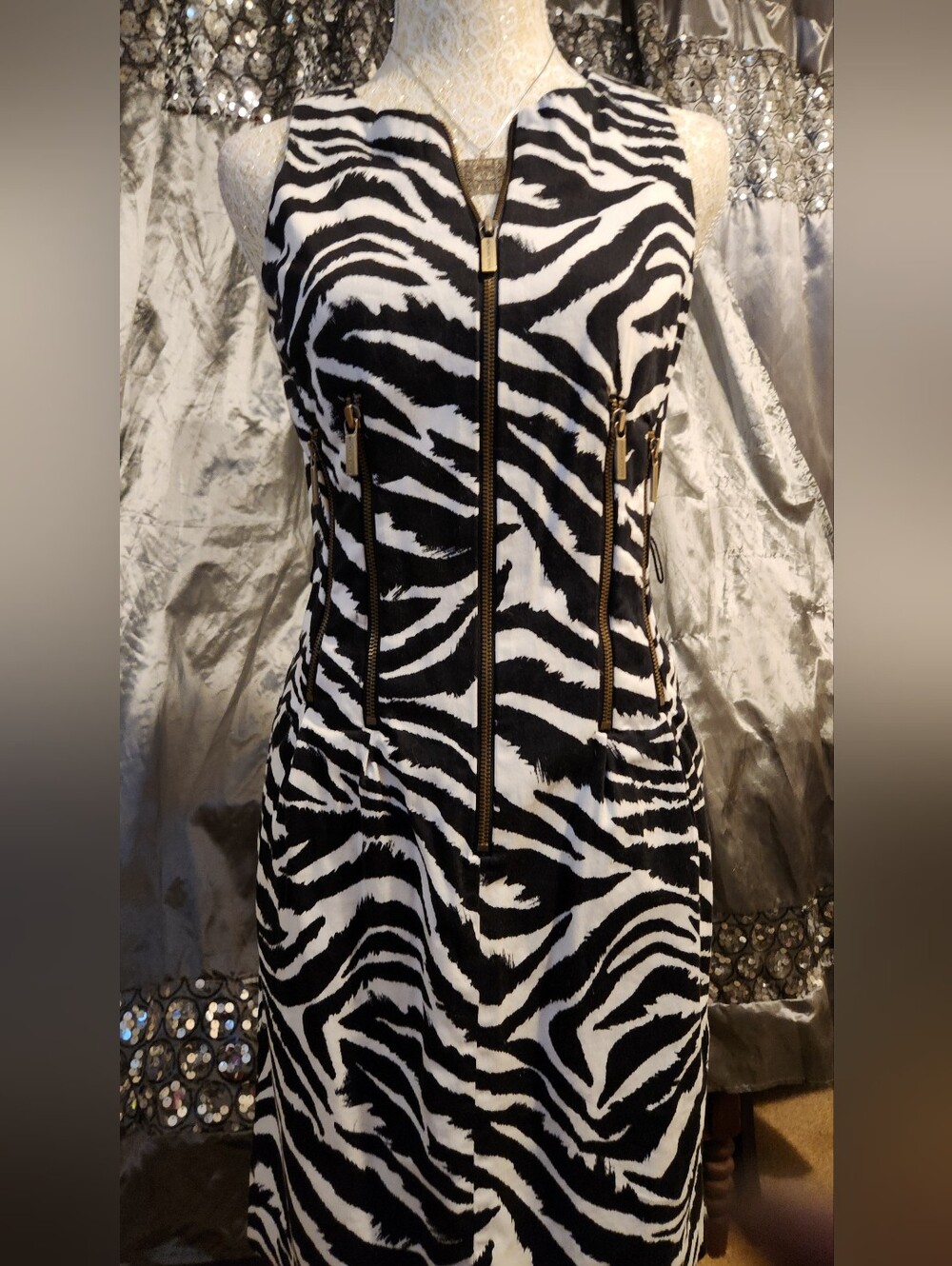 PRELOVED MICHAEL KORS Size Small P Zebra Print Sleeveless Zip-Front Dress